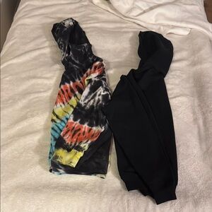 2 hoodies for the price of 1. 1 all black and 1 tye dyed Children’s